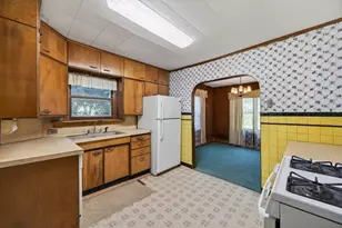 4025 Clover Ave, Vadnais Heights, MN 55127 - Photo 7