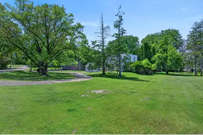 4025 Clover Avenue, Vadnais Heights, MN 55127 - Photo 21