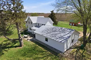 13291 Pony Rd, Belle Plaine, MN 56011 - Photo 7