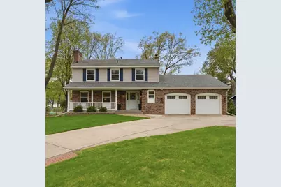 8390 Sunnyside Road, Mounds View, MN 55112 - Photo 1