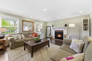 8390 Sunnyside Rd, Mounds View, MN 55112 - Photo 3