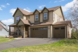 8897 67th St Bay S, Cottage Grove, MN 55016 - Photo 1