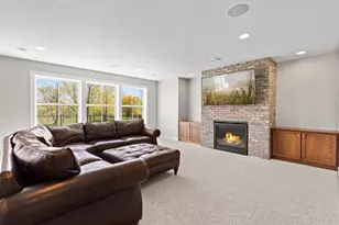 4428 Millstone Dr, Chaska, MN 55318 - Photo 37