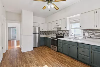 1049 7th Street W, Saint Paul, MN 55102 - Photo 3