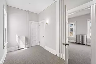 1049 7th St W, Saint Paul, MN 55102 - Photo 25