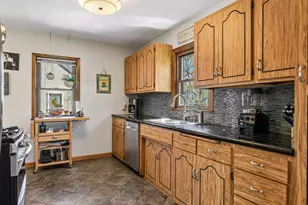 3001 Groveland School Rd, Minnetonka, MN 55391 - Photo 9