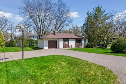 3001 Groveland School Road, Minnetonka, MN 55391 - Photo 3