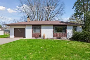 3001 Groveland School Rd, Minnetonka, MN 55391 - Photo 1