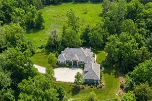 128 Peavey Ln, Wayzata, MN 55391 - Photo 1