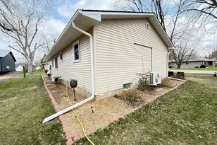 441 S Haven St, Appleton, MN 56208 - Photo 37