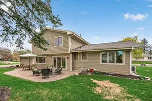 7133 Montrose Rd, Woodbury, MN 55125 - Photo 49