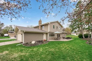 7133 Montrose Rd, Woodbury, MN 55125 - Photo 47