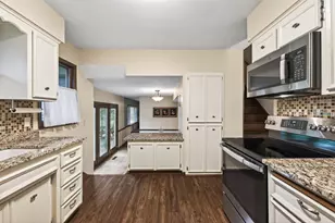 7133 Montrose Rd, Woodbury, MN 55125 - Photo 15