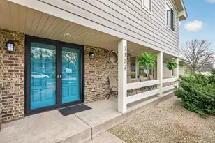 7133 Montrose Rd, Woodbury, MN 55125 - Photo 5