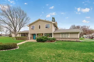 7133 Montrose Rd, Woodbury, MN 55125 - Photo 3