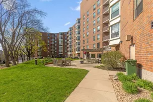 1425 W 28th St, Minneapolis, MN 55408 - Photo 27