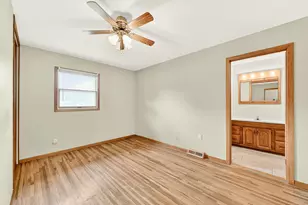 402 Strathmore Ln SE, Rochester, MN 55904 - Photo 11