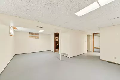 402 Strathmore Lane SE, Rochester, MN 55904 - Photo 23