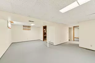 402 Strathmore Ln SE, Rochester, MN 55904 - Photo 23