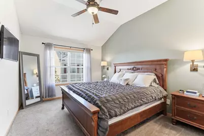 1249 Chateau Avenue #405, Maplewood, MN 55109 - Photo 9