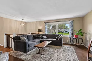 8317 Beard Rd, Bloomington, MN 55431 - Photo 9