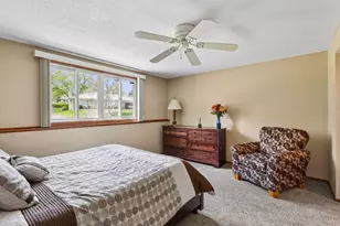 8317 Beard Rd, Bloomington, MN 55431 - Photo 29
