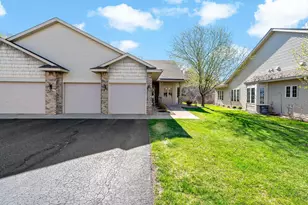 2325 Gresham Ave N, Oakdale, MN 55128 - Photo 39
