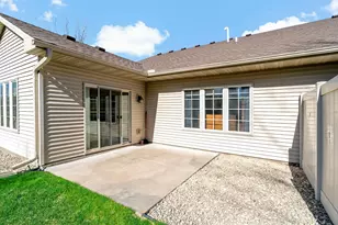 2325 Gresham Ave N, Oakdale, MN 55128 - Photo 5