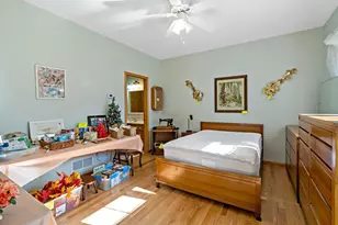 2325 Gresham Ave N, Oakdale, MN 55128 - Photo 37