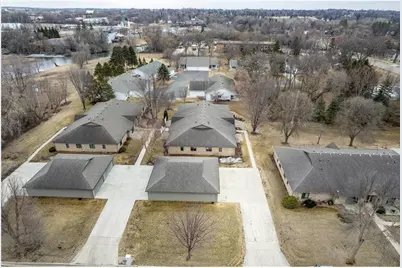924 E Summit Avenue #304, Fergus Falls, MN 56537 - Photo 1