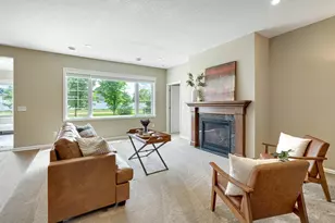 1085 Roselyn Dr, Victoria, MN 55386 - Photo 11