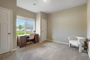 1085 Roselyn Dr, Victoria, MN 55386 - Photo 23