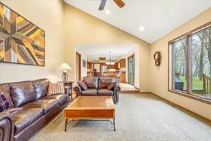 356 Audubon Ln, Hudson, WI 54016 - Photo 17