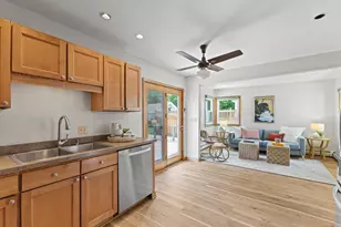 4205 Aldrich Ave S, Minneapolis, MN 55409 - Photo 17