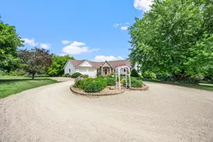 N6690 870th St, River Falls, WI 54022 - Photo 9