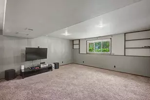 760 Ponderosa Dr, Chanhassen, MN 55317 - Photo 17