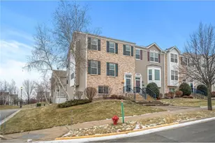 9995 Wildflower Dr, Eden Prairie, MN 55347 - Photo 1
