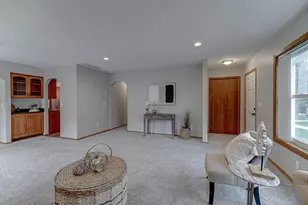 1691 Livingston Ave, West Saint Paul, MN 55118 - Photo 7