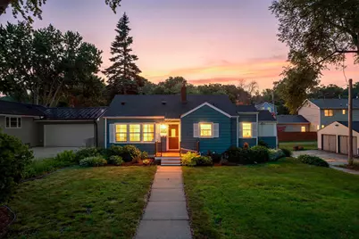 2716 Ewing Avenue N, Robbinsdale, MN 55422 - Photo 3