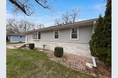 6319 Perry Avenue N, Brooklyn Center, MN 55429 - Photo 21