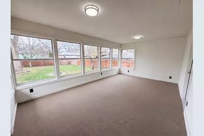 6319 Perry Avenue N, Brooklyn Center, MN 55429 - Photo 19