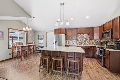 8220 208th Street W, Lakeville, MN 55044 - Photo 9
