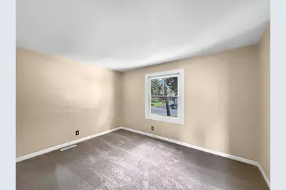 5125 77th Avenue N, Brooklyn Park, MN 55443 - Photo 7