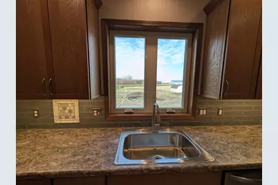 504 Darlene Drive, Marshall, MN 56258 - Photo 7