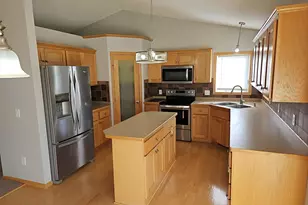 15362 Wintergreen St NW, Andover, MN 55304 - Photo 11