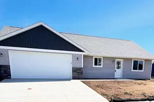 425 4th Ave SE, Saint Joseph, MN 56374 - Photo 1