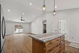 425 4th Ave SE, Saint Joseph, MN 56374 - Photo 3