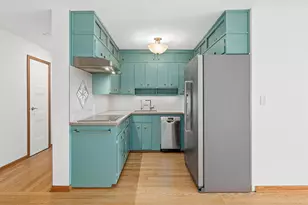 200 N Mississippi River Blvd, Saint Paul, MN 55104 - Photo 21