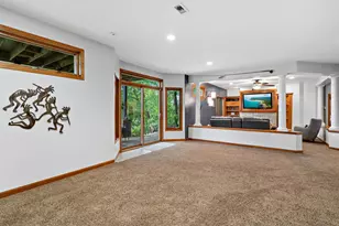 757 Stonebrooke Dr, Shakopee, MN 55379 - Photo 35