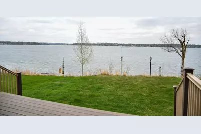 1532 S Shore Drive, Worthington, MN 56187 - Photo 3